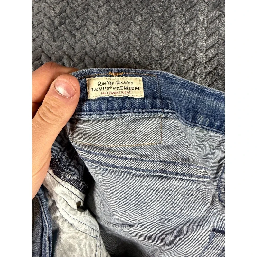 Levi's 502 Straight‎ Jeans Mens 34x32 Blue Whiskering Denim Mid Rise Distressed